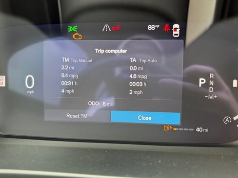 New 2026 Volvo XC40 B5 Core AWD/4WD image 16