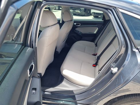 Used 2024 Honda Civic EX image 9