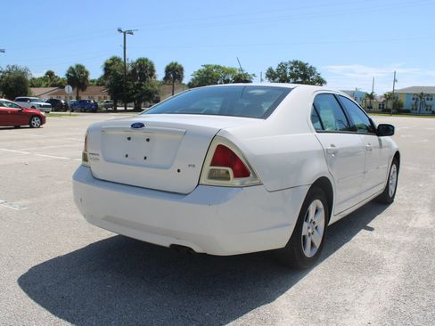 Used 2009 Ford Fusion SE FWD image 20