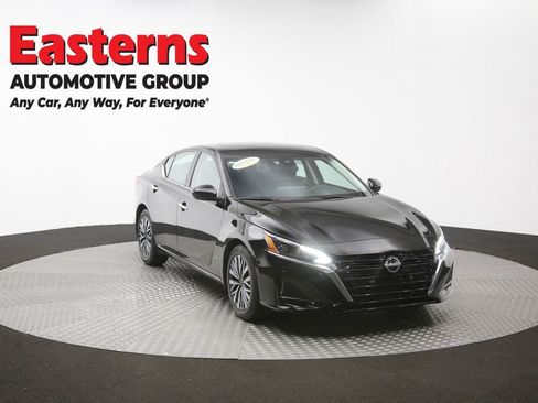 Used 2024 Nissan Altima 2.5 SV w/ SV Premium Package FWD image 51