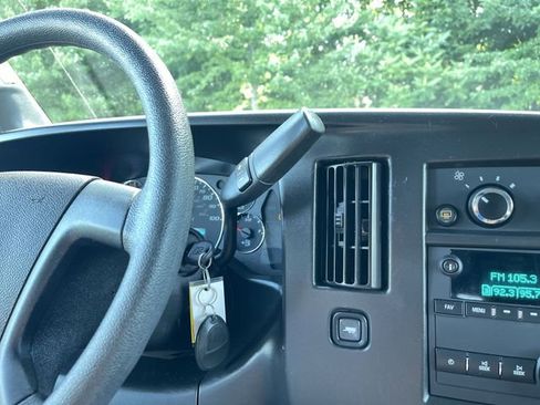 Certified 2023 Chevrolet Express 3500 LS RWD image 15