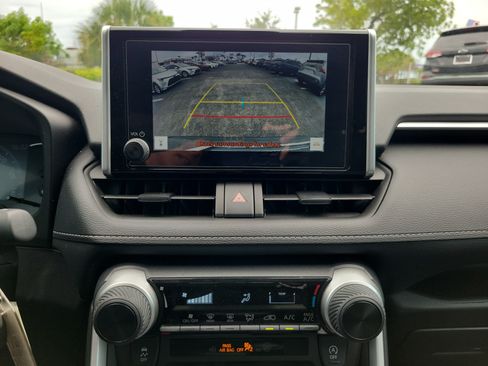 Used 2024 Toyota RAV4 LE FWD image 27
