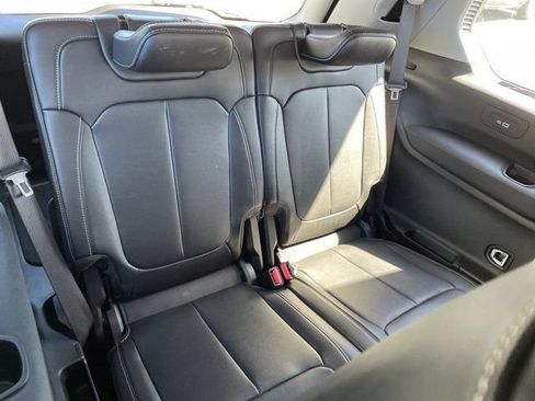 Used 2021 Jeep Grand Cherokee L Limited AWD/4WD image 14
