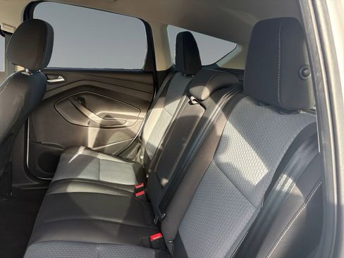 Used 2017 Ford Escape SE image 13