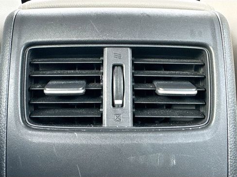 Used 2018 Honda Accord Touring image 32