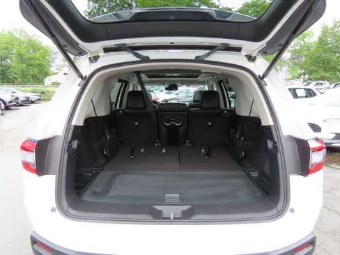 Certified 2023 Honda Pilot Elite image 12
