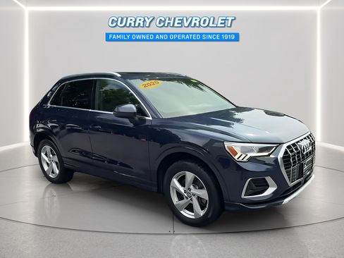 Used 2020 Audi Q3 2.0T Premium Plus w/ Premium Plus Package AWD/4WD image 1