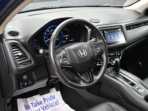 Used 2021 Honda HR-V EX-L image 16