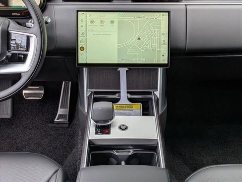 New 2026 Land Rover Range Rover SE image 11