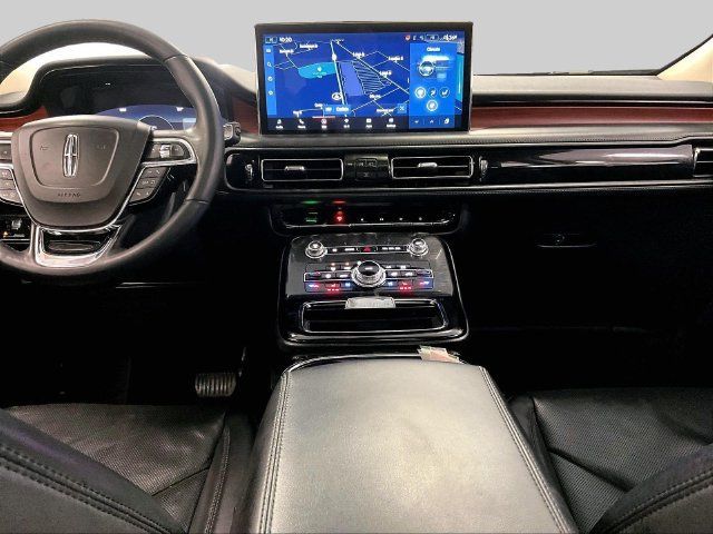 Used 2021 Lincoln Nautilus Reserve w/ Equipment Group 201A AWD/4WD image 6