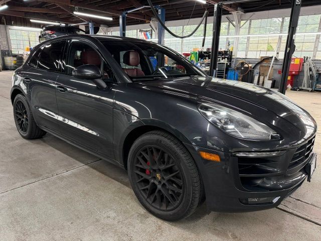 Used 2017 Porsche Macan GTS AWD/4WD image 5