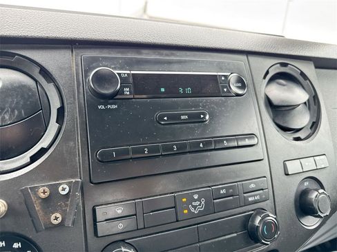 Used 2014 Ford F250 XL image 14