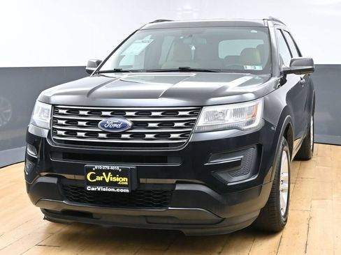 Used 2017 Ford Explorer 4WD image 4