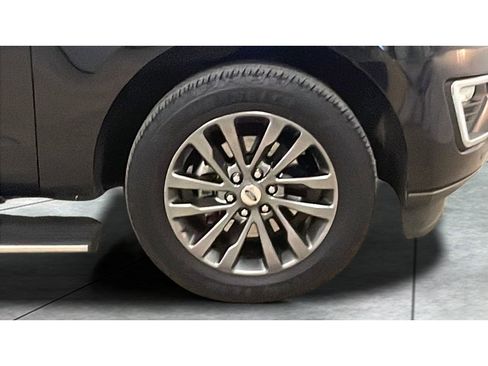 Used 2021 Ford Expedition Max Limited image 21