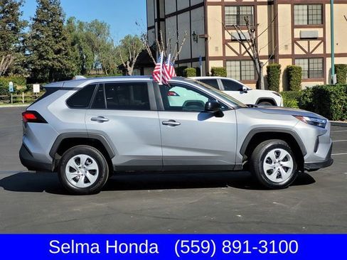 Used 2024 Toyota RAV4 LE image 4