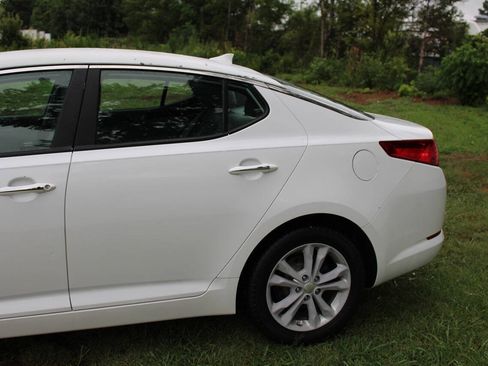 Used 2013 Kia Optima EX FWD image 10