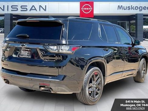 Used 2020 Chevrolet Traverse Premier FWD image 5