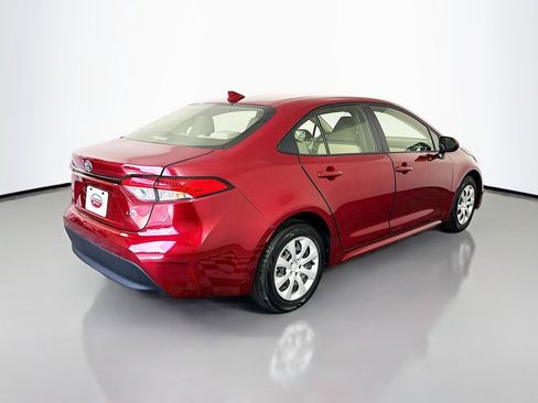 Certified 2025 Toyota Corolla LE FWD image 5