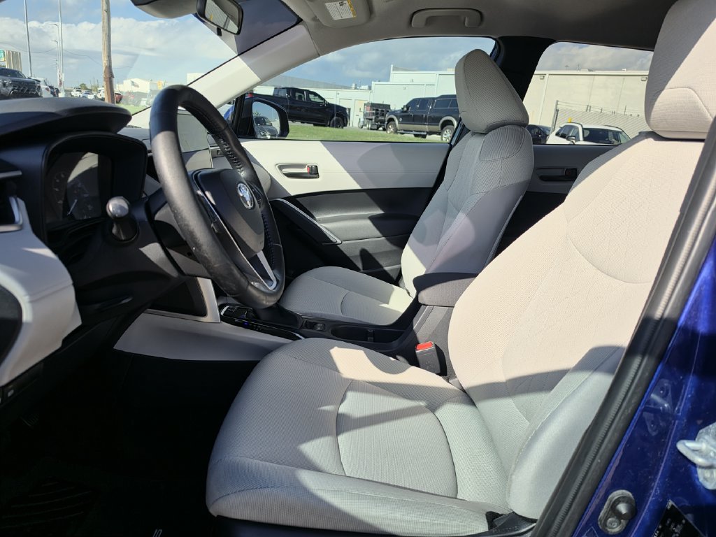 Used 2023 Toyota Corolla Cross LE FWD image 27