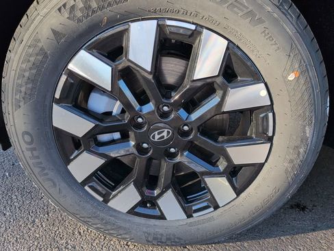 Used 2025 Hyundai Santa Cruz SEL image 24