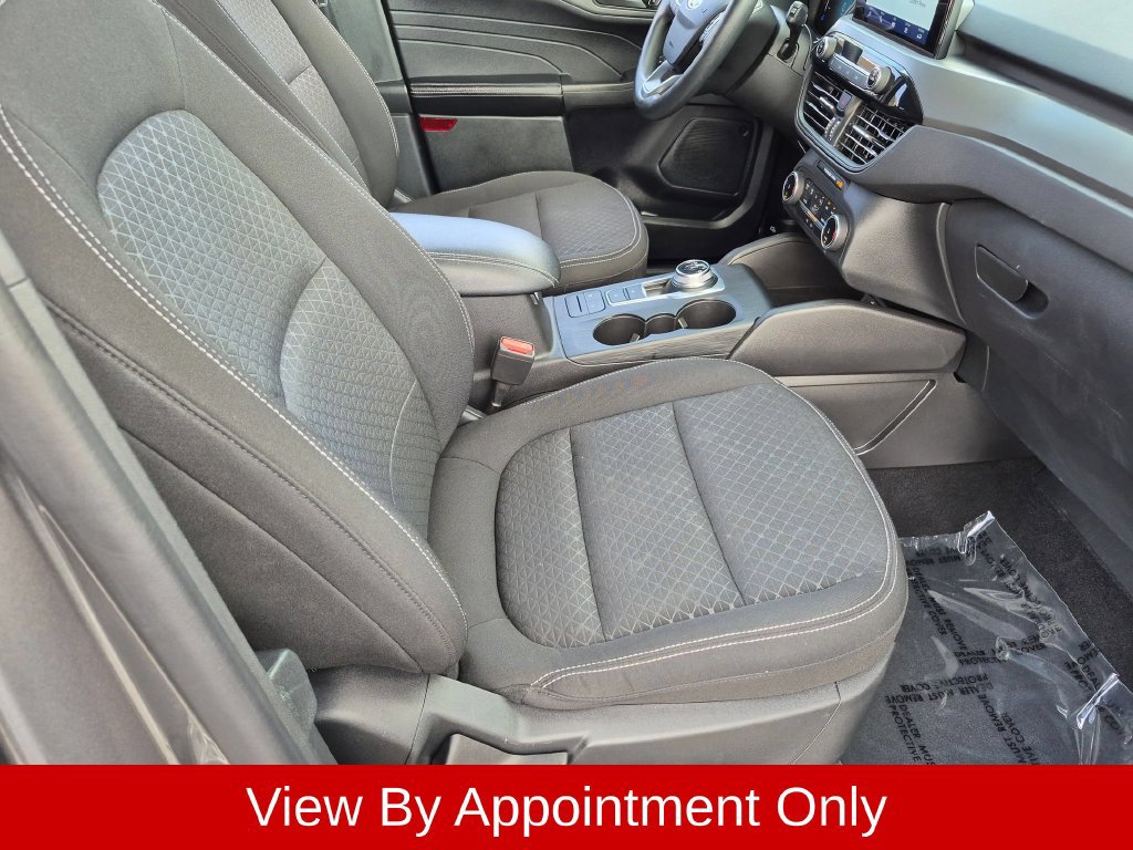 Used 2025 Ford Escape Active FWD image 30