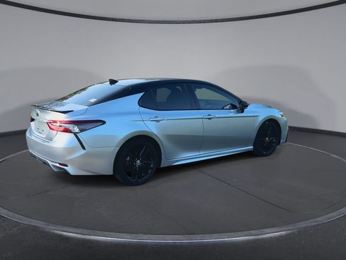 Used 2024 Toyota Camry XSE FWD image 8
