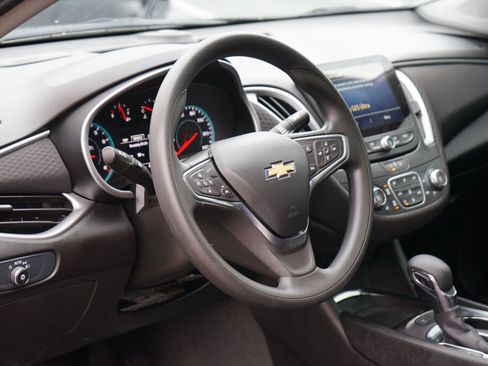 Used 2024 Chevrolet Malibu LT image 13