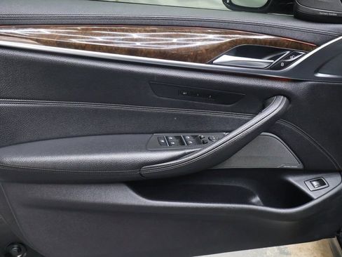 Used 2018 BMW 540i w/ M Sport Package image 15