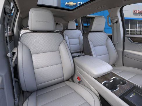 New 2026 GMC Acadia Denali image 16