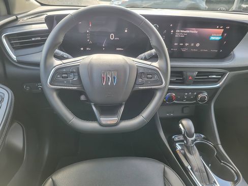 Used 2024 Buick Encore GX Sport Touring image 10