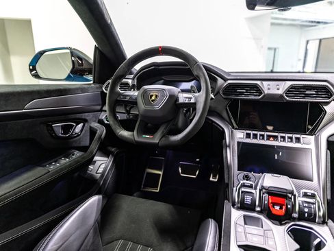 Used 2023 Lamborghini Urus Performante AWD/4WD image 49