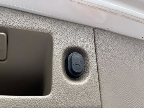 Used 2019 Chevrolet Tahoe LT image 42