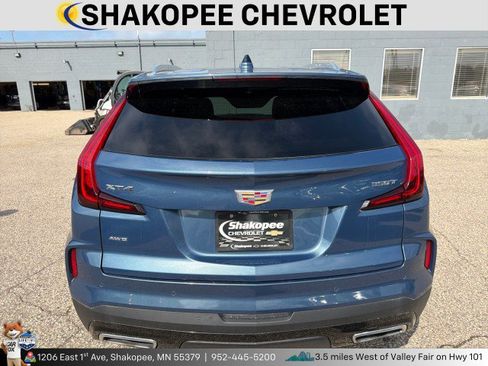 Used 2024 Cadillac XT4 Premium Luxury AWD/4WD image 3