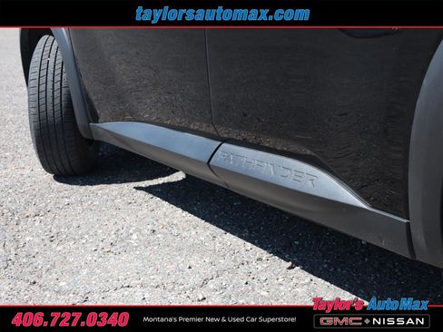 Used 2024 Nissan Pathfinder S image 32