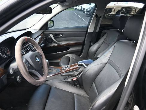 Used 2011 BMW 335i Sedan RWD image 12