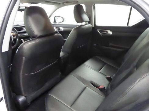 Used 2012 Lexus CT 200h Premium image 24