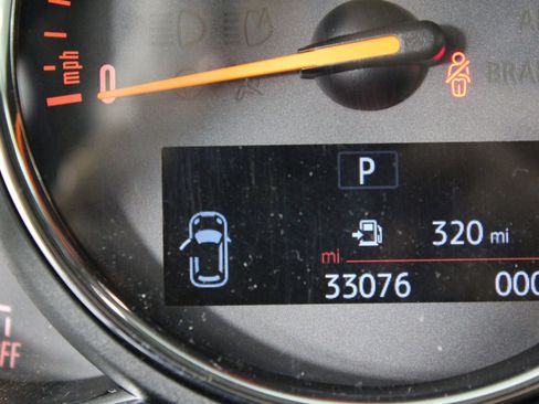 Used 2018 MINI Cooper S image 19