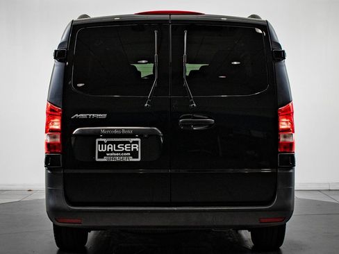 Used 2023 Mercedes-Benz Metris Passenger image 10