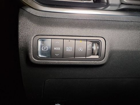 Used 2026 GMC Terrain Elevation w/ Elevation Premium Package FWD image 17