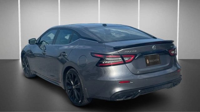 Used 2021 Nissan Maxima SR w/ Sport Mat Group FWD image 10