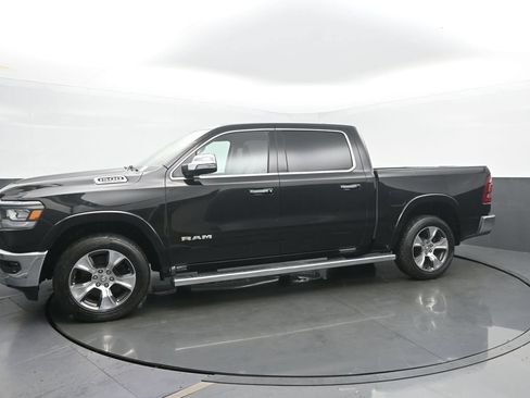 Used 2019 RAM 1500 Laramie AWD/4WD image 2