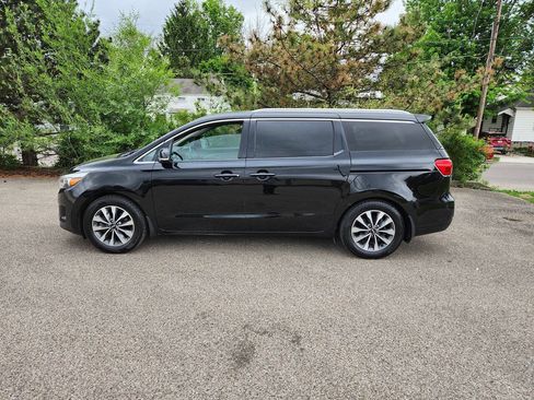 Used 2015 Kia Sedona SX image 20