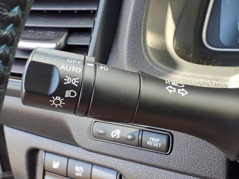 Used 2025 Nissan Leaf SV Plus FWD image 28