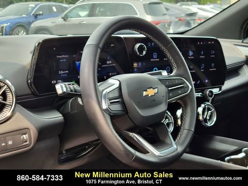 Used 2024 Chevrolet Blazer EV LT image 19
