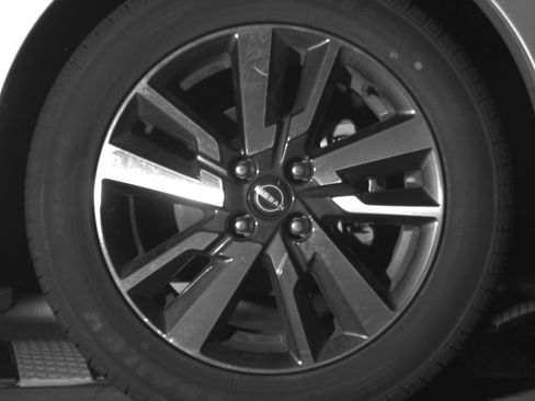 Used 2025 Nissan Versa SV FWD image 13
