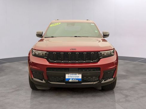 Used 2023 Jeep Grand Cherokee L Laredo AWD/4WD image 2