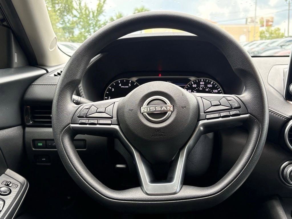 Used 2024 Nissan Sentra SV FWD image 14
