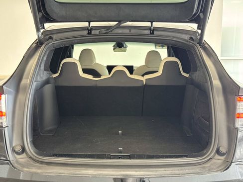 Used 2023 Tesla Model X AWD/4WD image 24