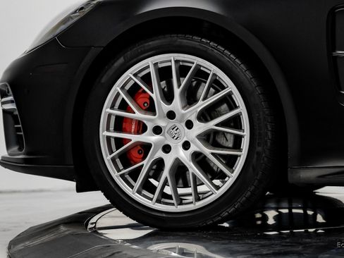Used 2018 Porsche Panamera Turbo Sport Turismo image 88
