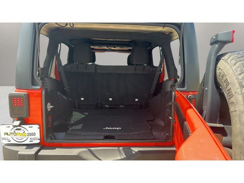 Used 2015 Jeep Wrangler Unlimited Sport w/ Connectivity Group AWD/4WD image 20